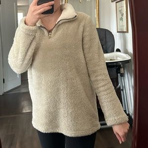 Wanna B fuzzy pullover